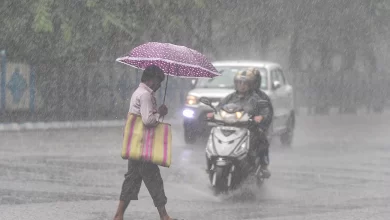 Photo of यूपी में एक बार फिर बदल रहा मौसम, कल आंधी और बारिश के आसार, साथ में चलेंगी तेज हवाए