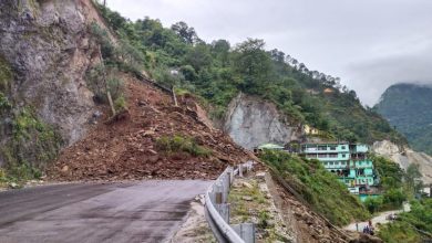 Photo of उत्तराखंड में लगातार हो रही बारिश , लोगो के लिए बनती जा रही मुसीबत , दिल्ली, यूपी की ट्रेनें रद,  जगह-जगह फंसे यात्री